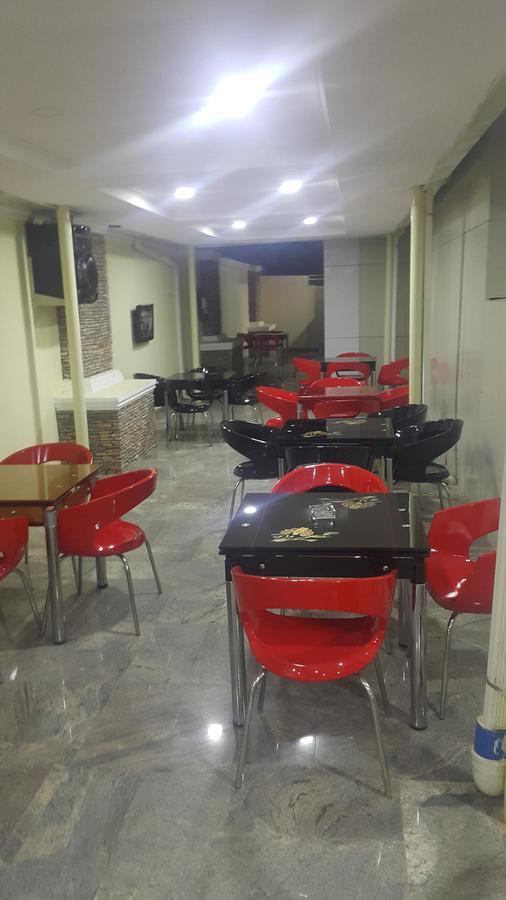 Hotel Immaculate Platinum Abuja Exterior foto