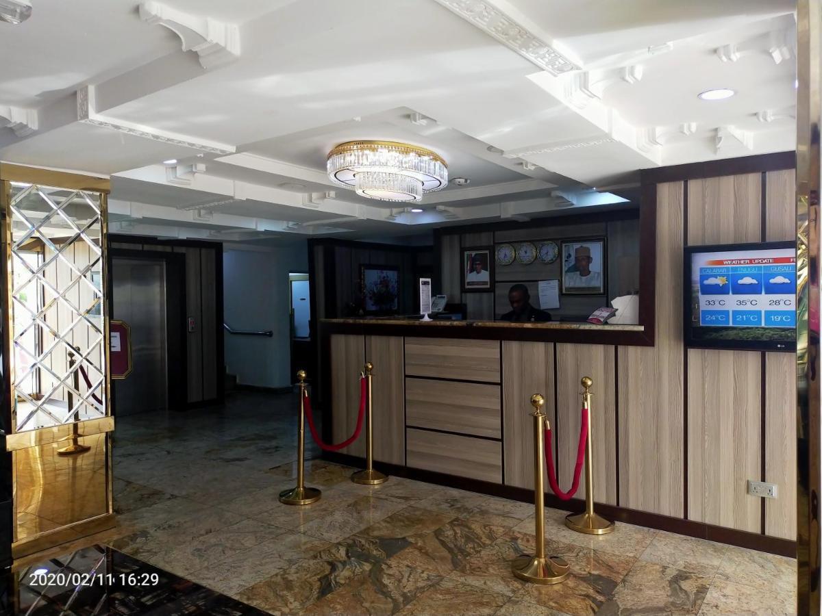 Hotel Immaculate Platinum Abuja Exterior foto